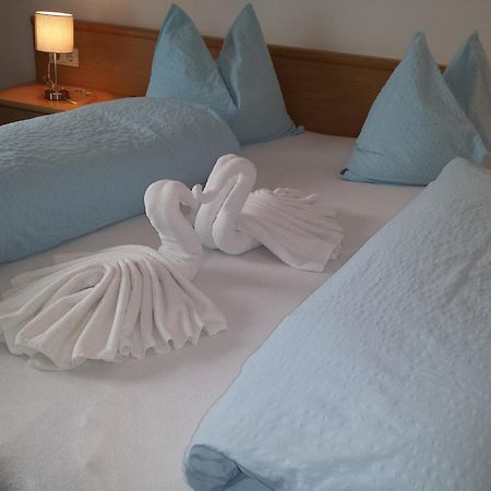 Bed and Breakfast Reschnerhof Resia Esterno foto