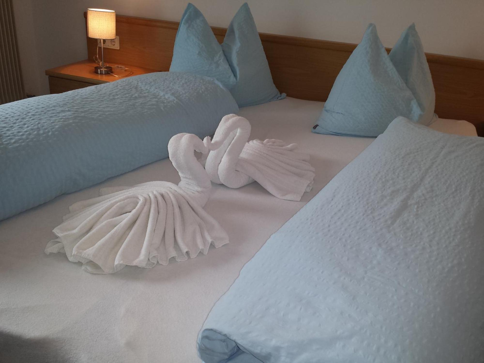 Bed and Breakfast Reschnerhof Resia Esterno foto