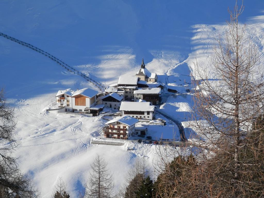 Bed and Breakfast Reschnerhof Resia Esterno foto