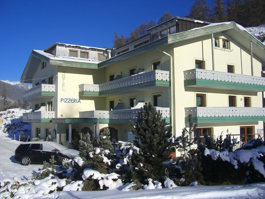 Bed and Breakfast Reschnerhof Resia Esterno foto