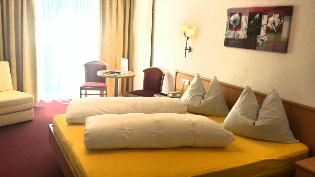 Bed and Breakfast Reschnerhof Resia Esterno foto
