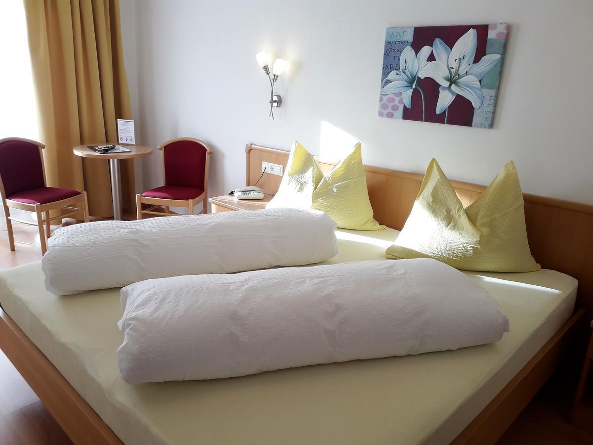 Bed and Breakfast Reschnerhof Resia Esterno foto