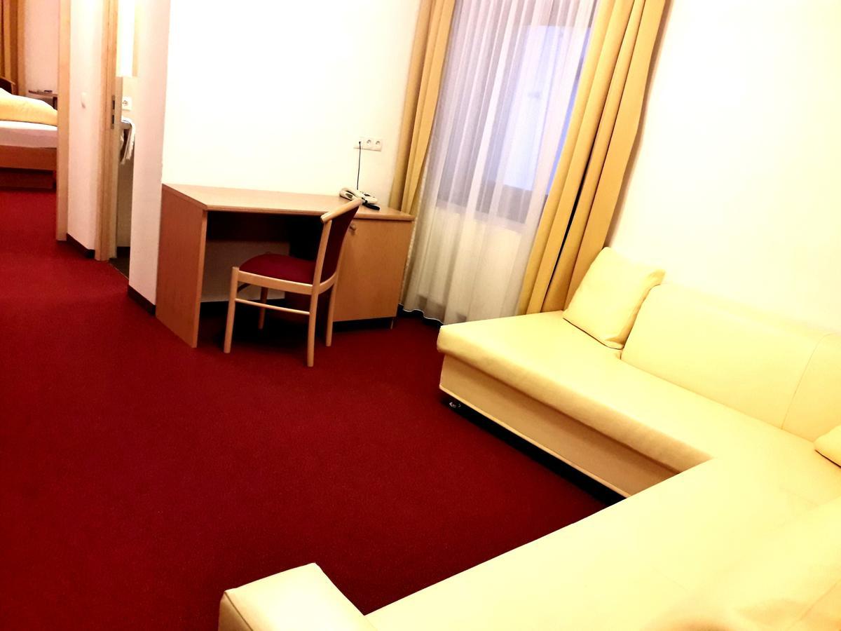 Bed and Breakfast Reschnerhof Resia Esterno foto
